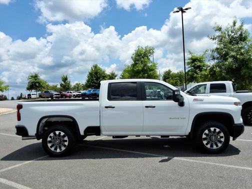 2024 Chevrolet Silverado 2500 Custom