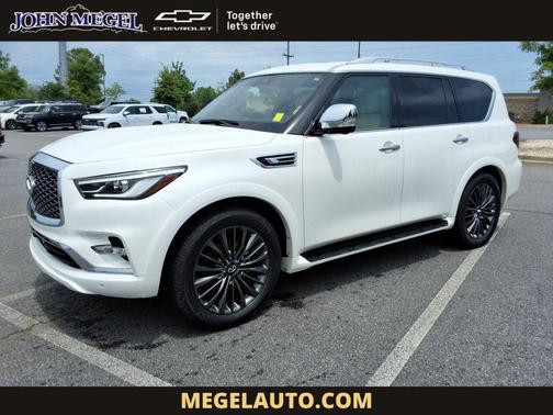 Moonstone White 2022 INFINITI QX80 SENSORY