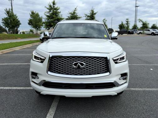 Moonstone White 2022 INFINITI QX80 SENSORY