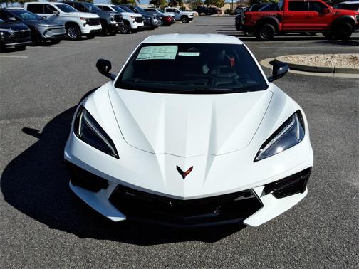 2026 Chevrolet Corvette Stingray w/2LT