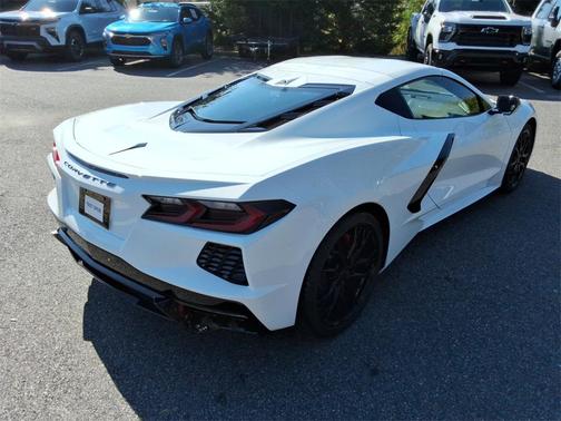 2026 Chevrolet Corvette Stingray w/2LT