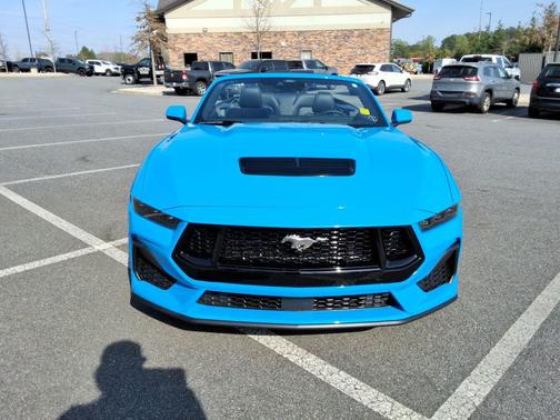 2025 Ford Mustang GT Premium