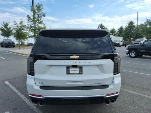 2025 Chevrolet Suburban Premier