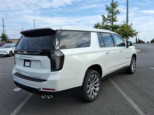2025 Chevrolet Suburban Premier