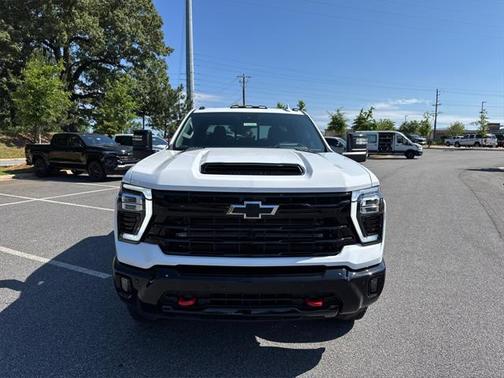 2025 Chevrolet Silverado 2500 LTZ