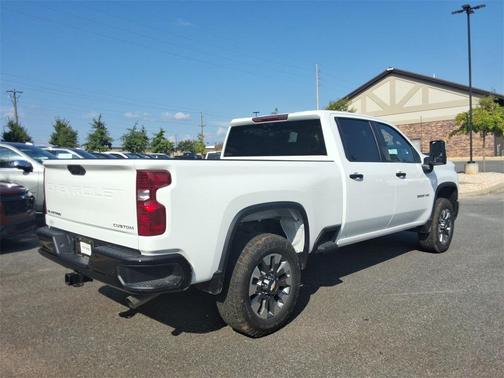 2026 Chevrolet Silverado 2500 Custom