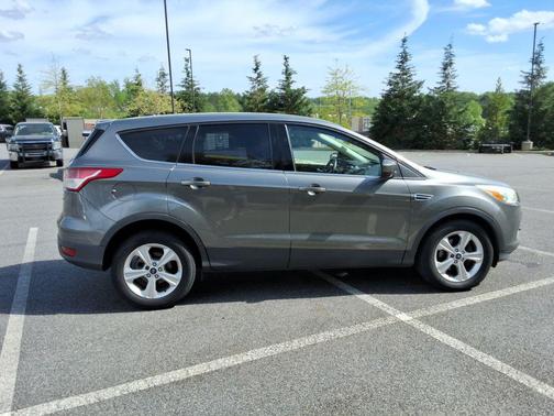 Gray 2014 Ford Escape SE