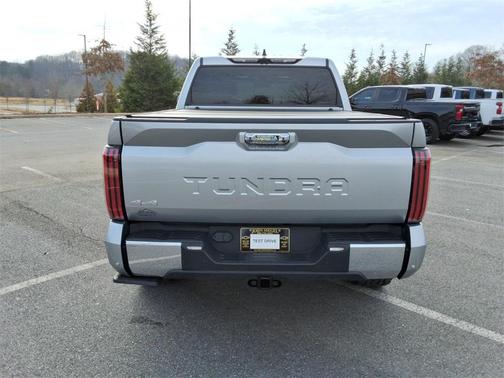 2024 Toyota Tundra Hybrid 1794 Edition