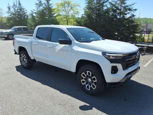 Summit White 2026 Chevrolet Colorado Z71