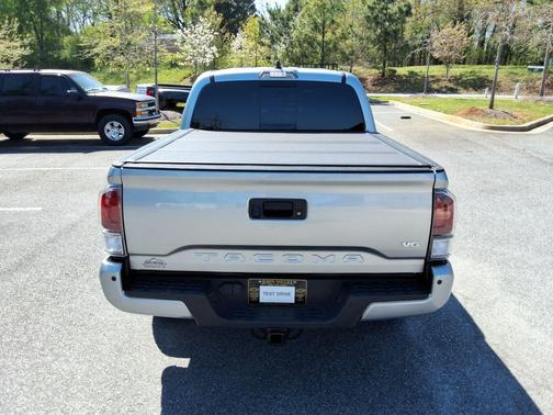 2022 Toyota Tacoma V6