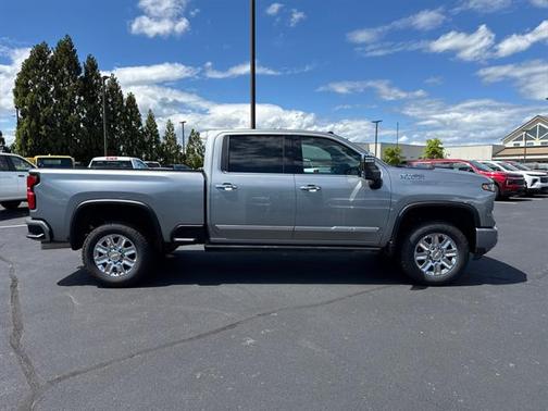 2025 Chevrolet Silverado 3500 High Country