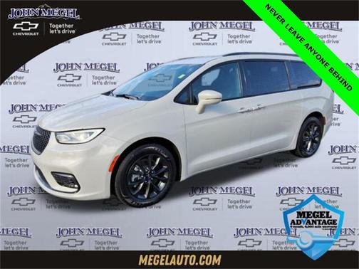 2021 Chrysler Pacifica Touring