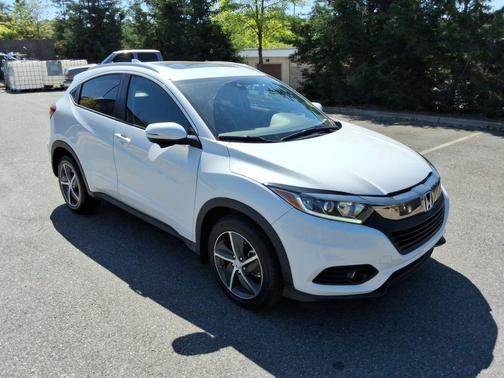 Platinum White 2022 Honda HR-V EX