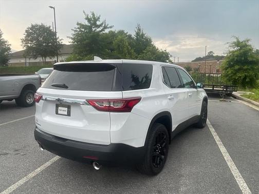 2021 Chevrolet Traverse LS