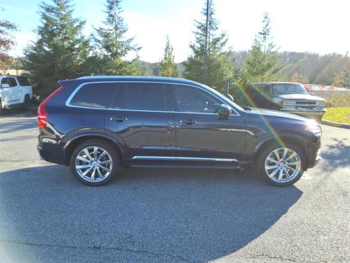 2017 Volvo XC90 T6 Inscription