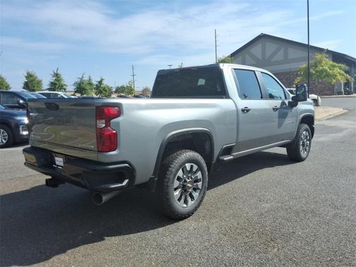 2026 Chevrolet Silverado 2500 Custom