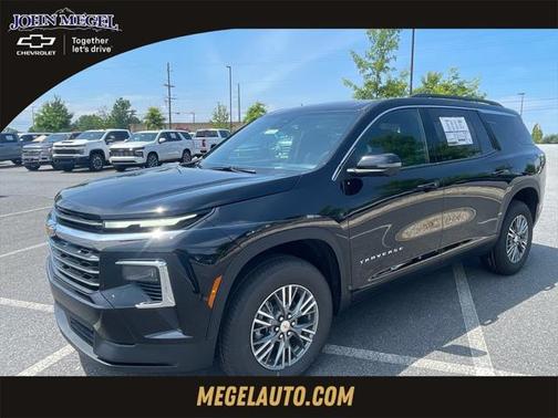 2025 Chevrolet Traverse LT