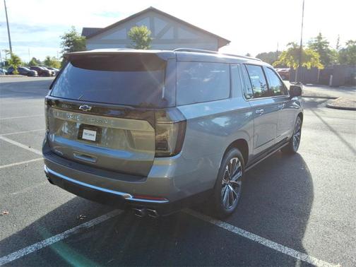 2025 Chevrolet Suburban High Country