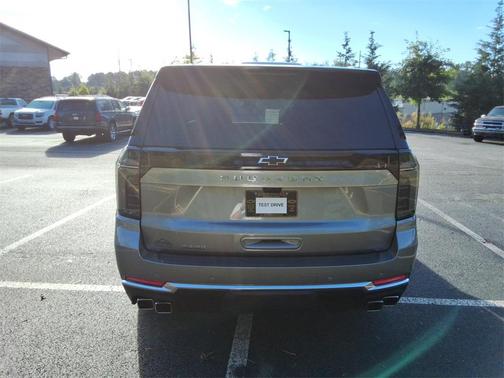 2025 Chevrolet Suburban High Country