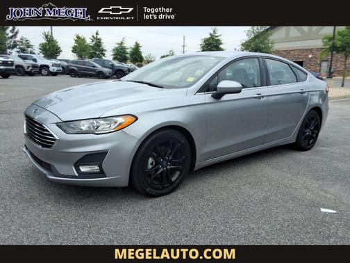 Silver Metallic 2020 Ford Fusion SE