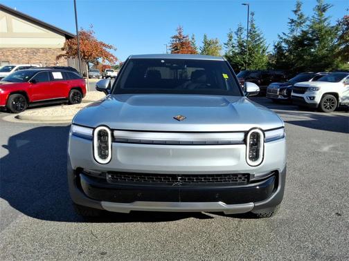 2025 Rivian R1T Adventure