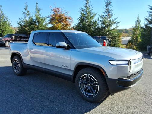 2025 Rivian R1T Adventure