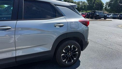 Sterling Gray Metallic 2023 Chevrolet Trailblazer LT