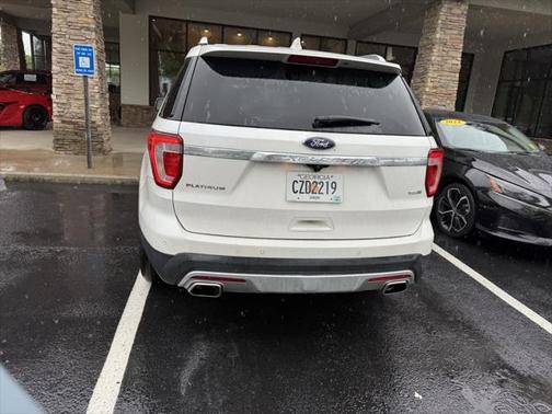 2017 Ford Explorer Platinum