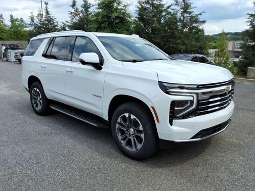Summit White 2026 Chevrolet Tahoe LT