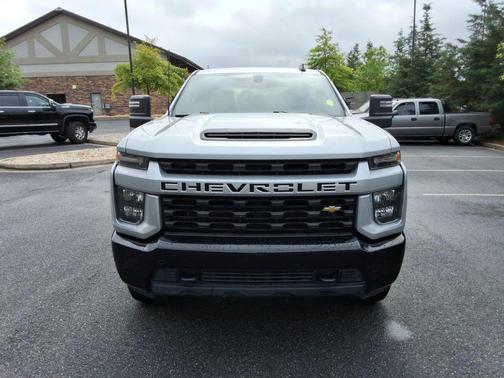 Silver Ice Metallic 2022 Chevrolet Silverado 2500 Custom