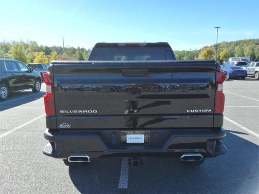 2023 Chevrolet Silverado 1500 Custom Trail Boss