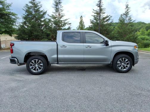 Sterling Gray Metallic 2024 Chevrolet Silverado 1500 RST