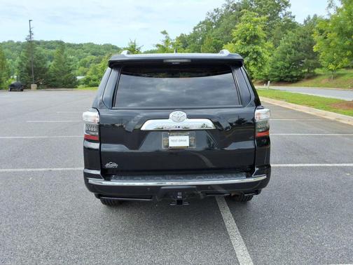 Midnight Black Metallic 2016 Toyota 4Runner Limited