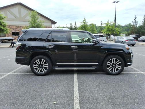 Midnight Black Metallic 2016 Toyota 4Runner Limited