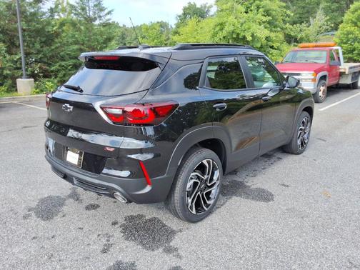 Mosaic Black Metallic 2026 Chevrolet Trailblazer RS