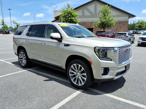 Pearl Beige Metallic 2021 GMC Yukon Denali