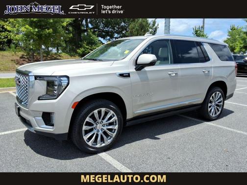 Pearl Beige Metallic 2021 GMC Yukon Denali