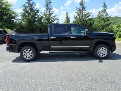 Black 2026 Chevrolet Silverado 2500 High Country