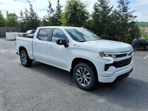 Summit White 2026 Chevrolet Silverado 1500 RST