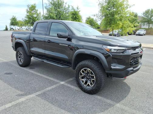 Black 2024 Chevrolet Colorado ZR2