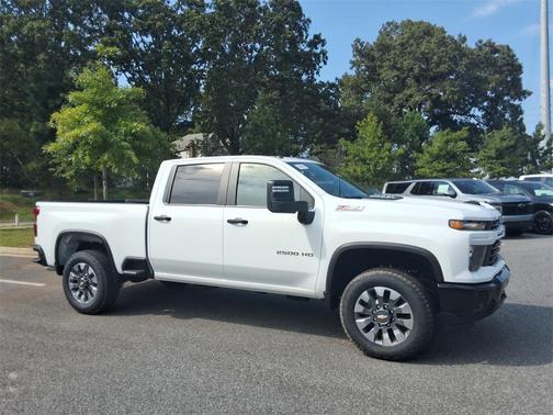 2026 Chevrolet Silverado 2500 Custom