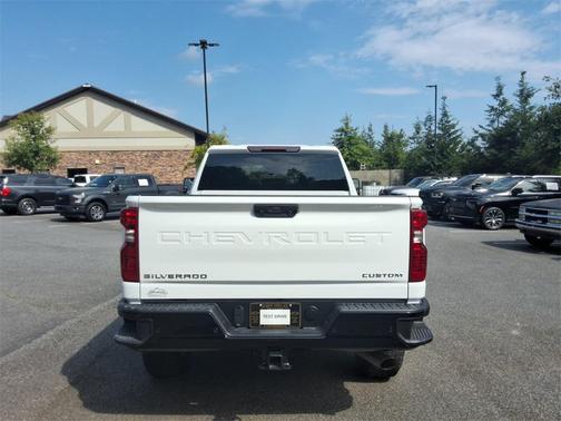 2026 Chevrolet Silverado 2500 Custom