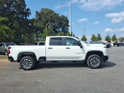 2026 Chevrolet Silverado 2500 Custom
