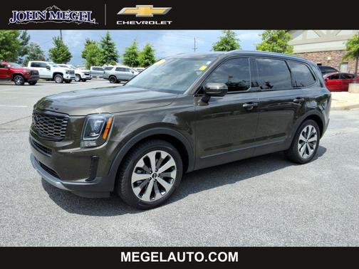 Dark Moss 2020 Kia Telluride S