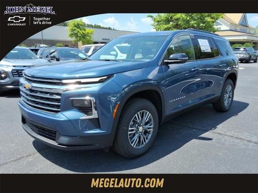 2025 Chevrolet Traverse LT
