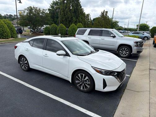Aspen White Tricoat 2024 Nissan Sentra SV
