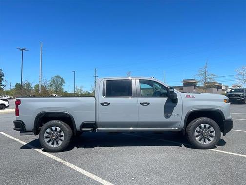 2025 Chevrolet Silverado 2500 Custom