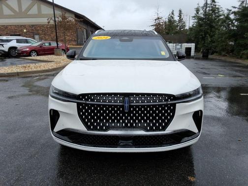 2024 Lincoln Nautilus Reserve