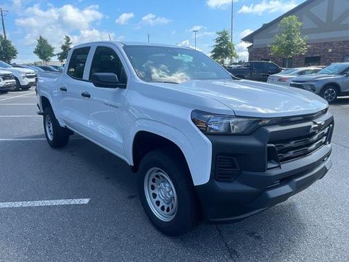 2025 Chevrolet Colorado WT