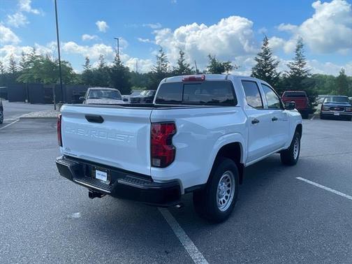 2025 Chevrolet Colorado WT